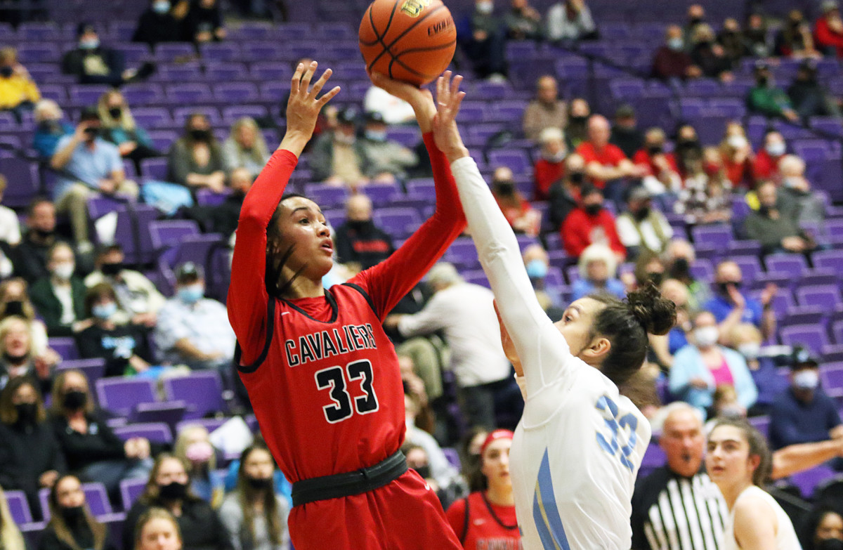 Clackamas Lakeridge girls basketball Dan Brood 24